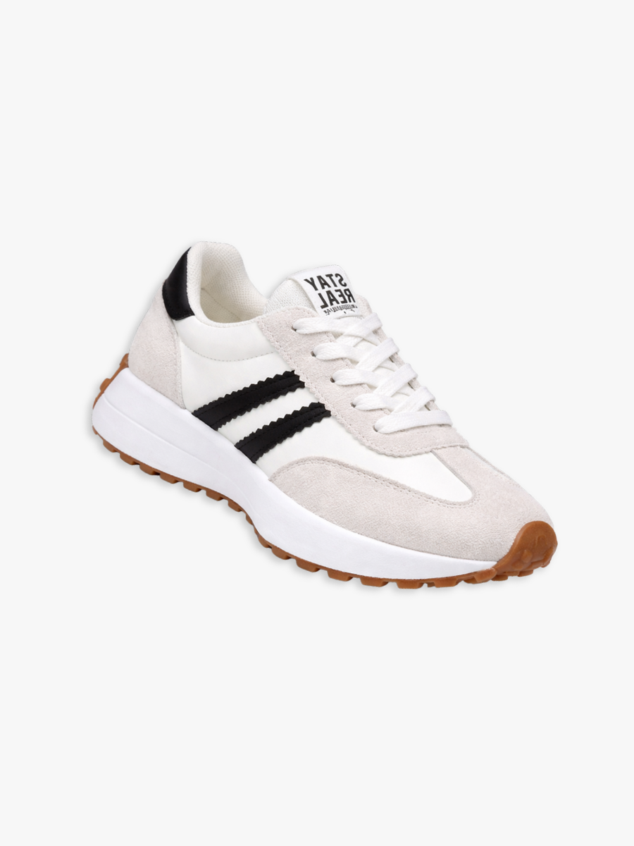 Plate Lacée – Sneakers Plates à Lacets