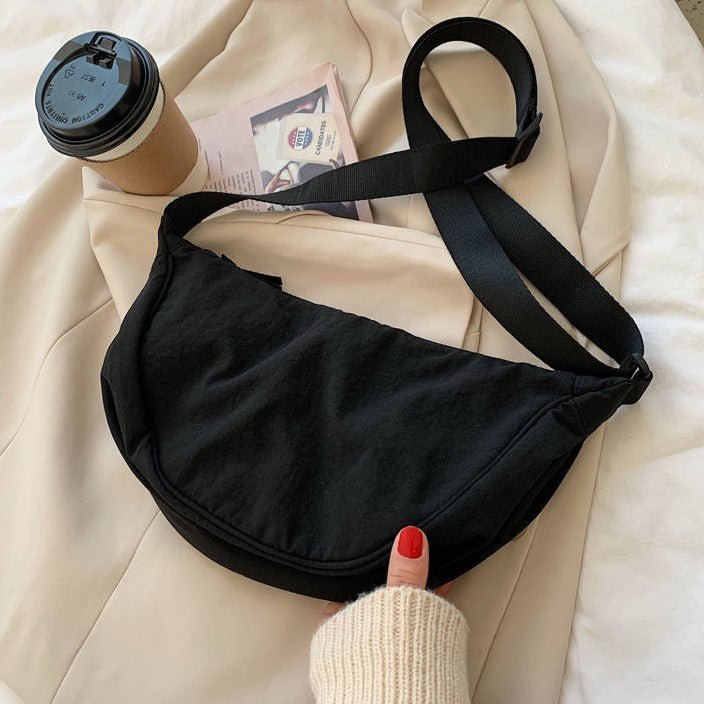 Rosemary – Sac Crossbody Demi-Lune à Bandoulière Réglable