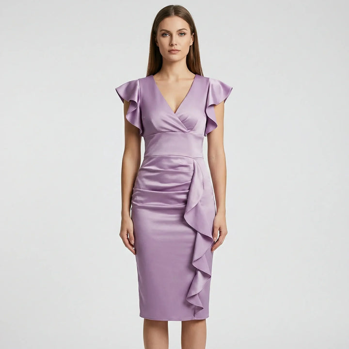 Blanche – Robe Ajustée Col V