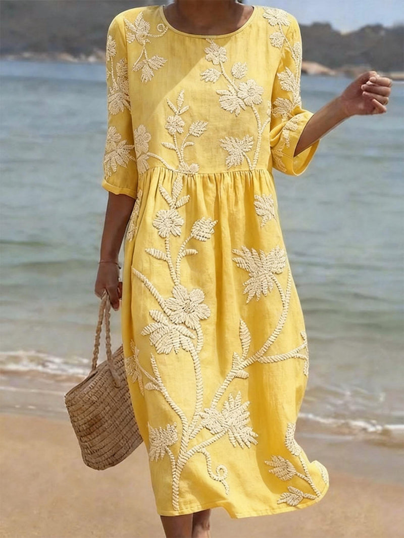Broderie Fine – Robe Midi Brodée