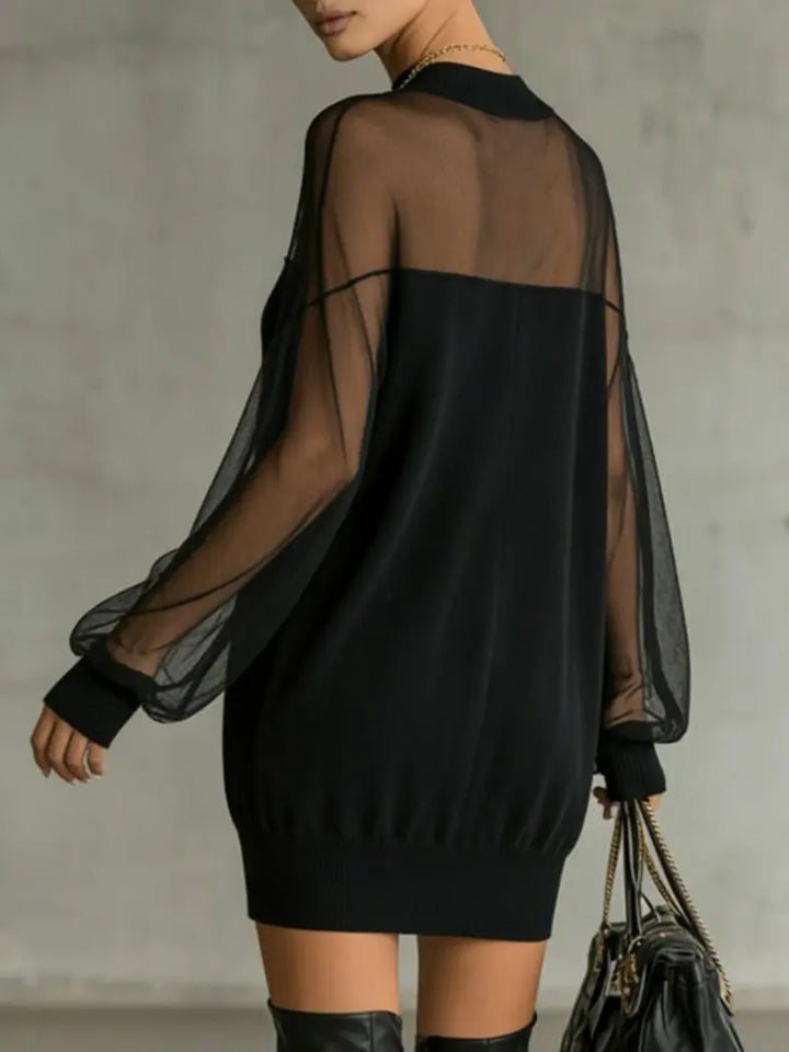 Charline – Mini Robe Noire Filet Col Haut