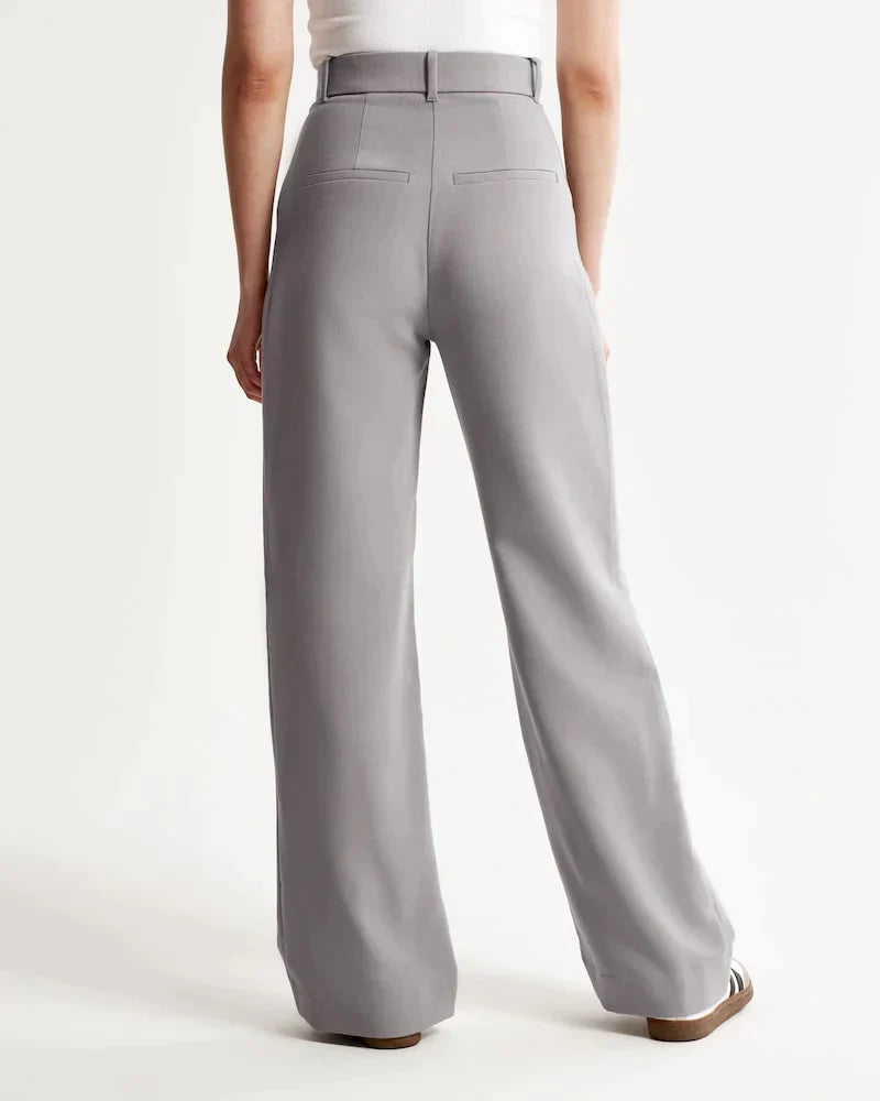 Femke – Pantalon Cintré Élégant