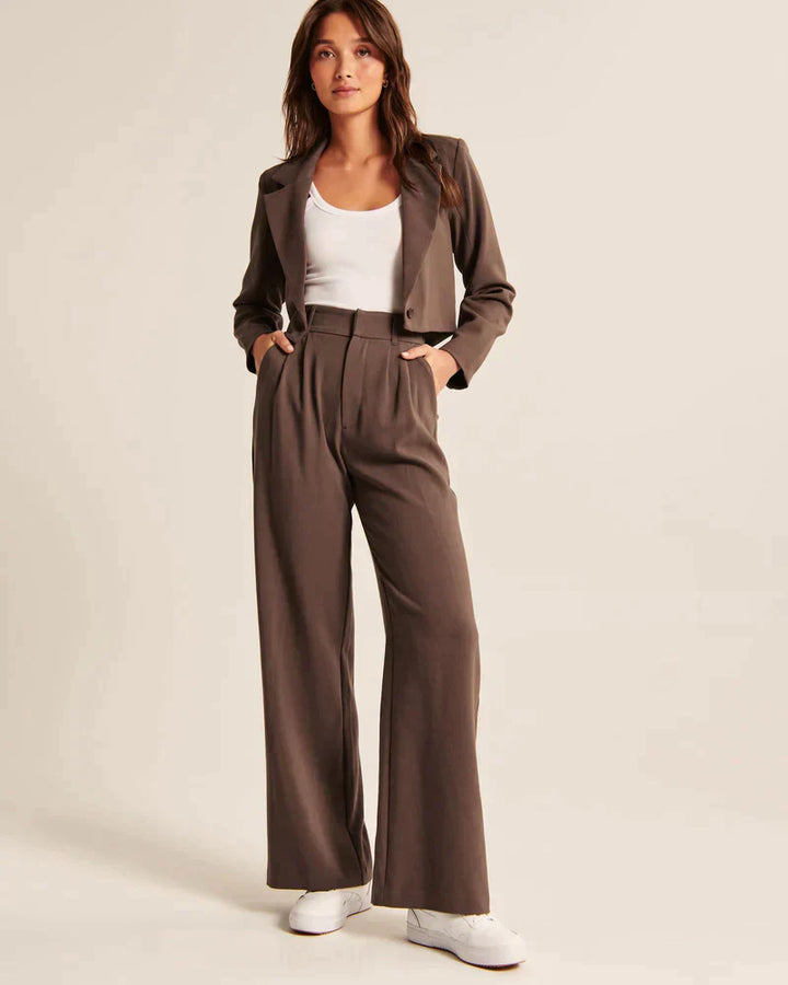 Femke – Pantalon Cintré Élégant