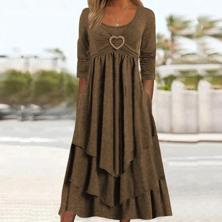 Fleur – Robe de Soirée au Style Épuré