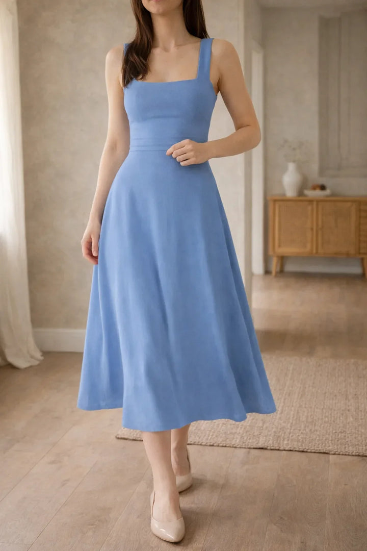 Robe midi trapèze à décolleté carré
