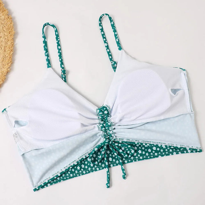 Lia | Le bikini fleuri à la fois mignon et tendance
