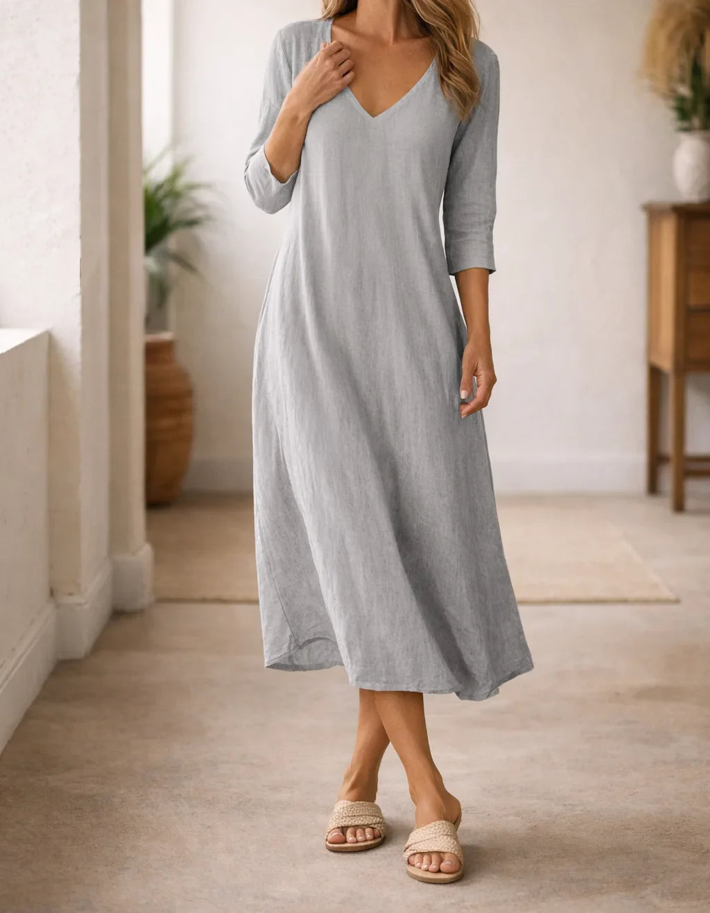 Robe midi fluide à col en V