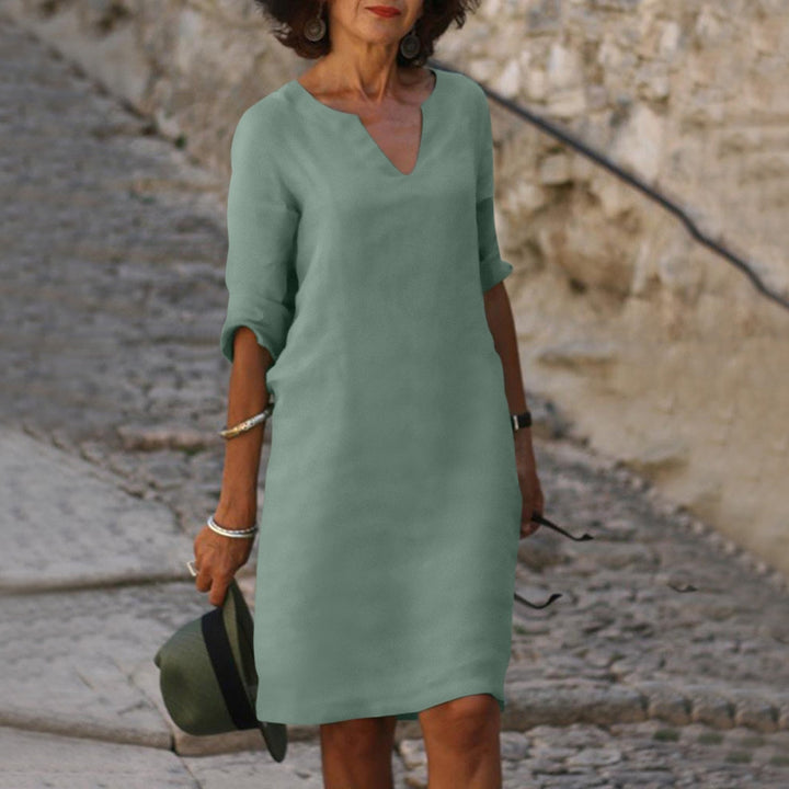 Lova – Robe d'Été Élégante