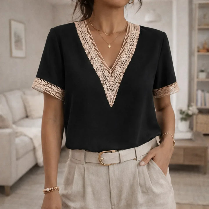 Blouse fluide avec détails en dentelle