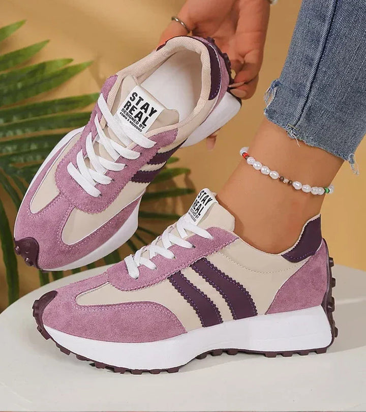 Plate Lacée – Sneakers Plates à Lacets