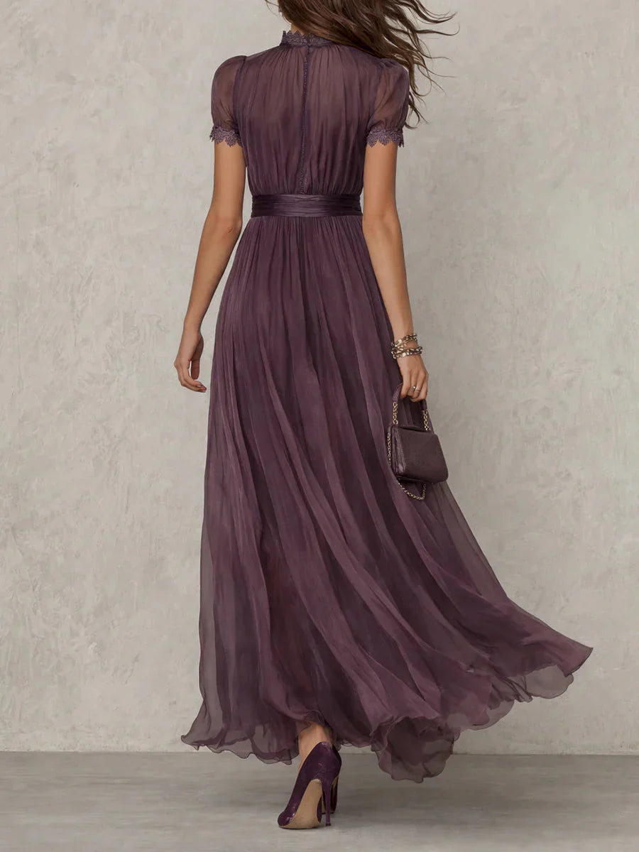 Violette – Robe Maxi Violette Col Haut Élégante