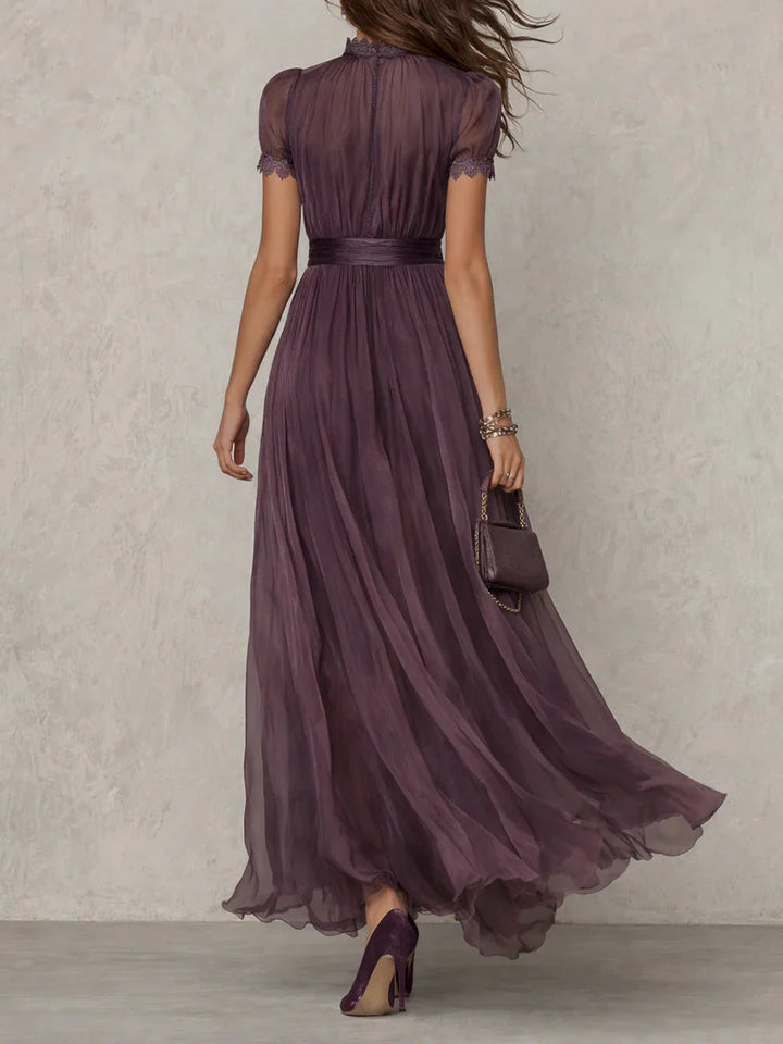 Violette – Robe Maxi Violette Col Haut Élégante