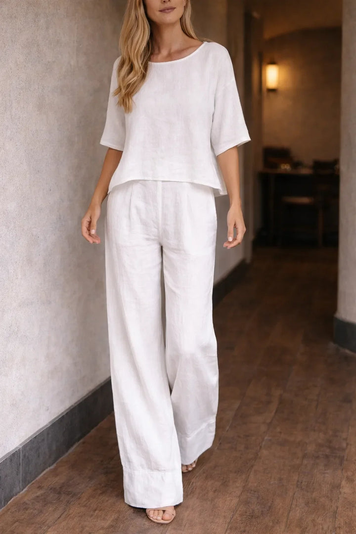 Ensemble en lin avec pantalon large et haut à manches courtes