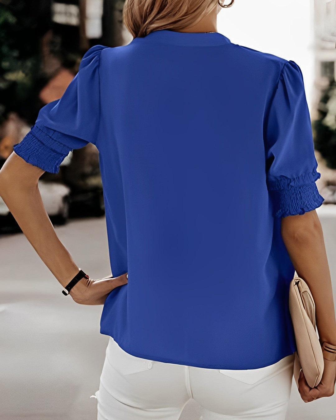 Sofie – Blouse Col V à Manches Courtes