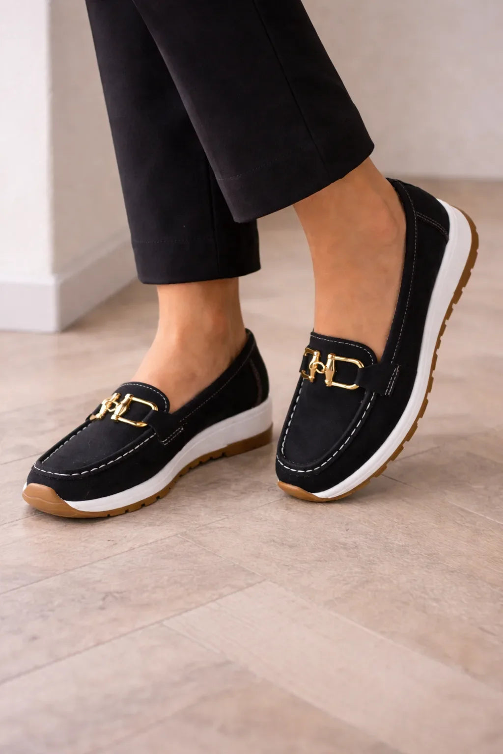 Mocassins à détail doré