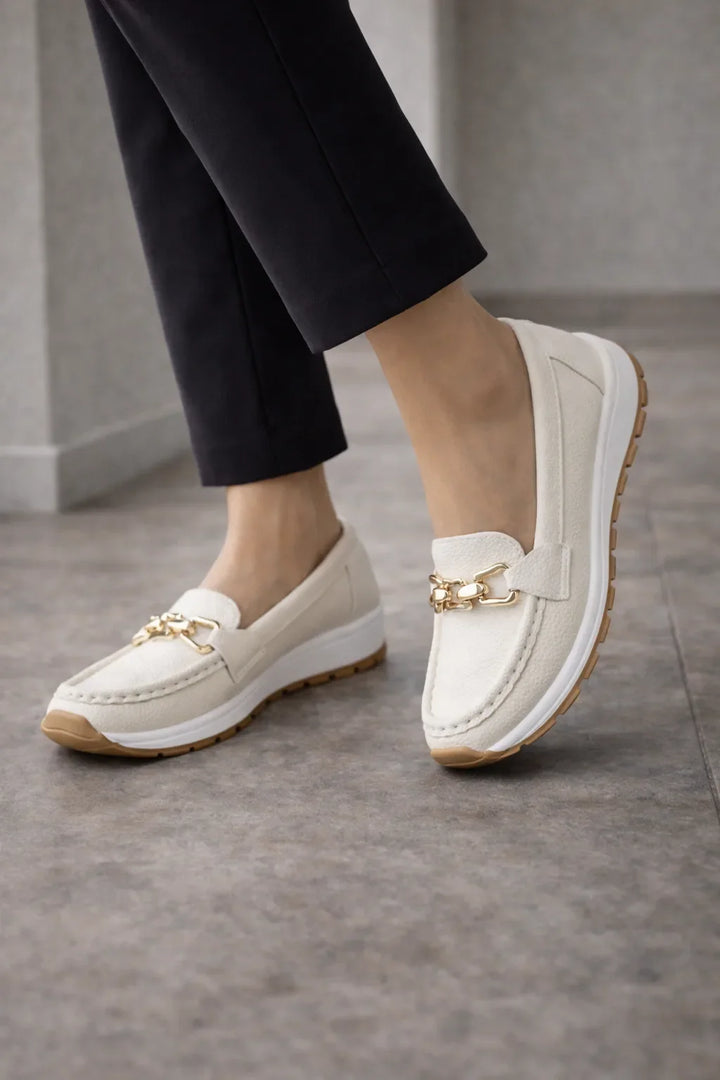 Mocassins à détail doré