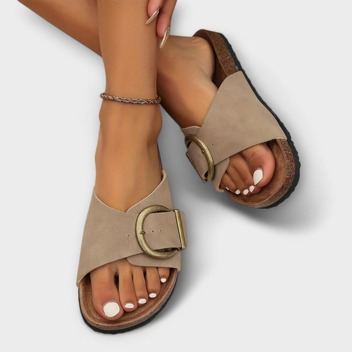 Sobriété – Sandales Classiques